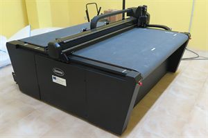 Stolní plotter